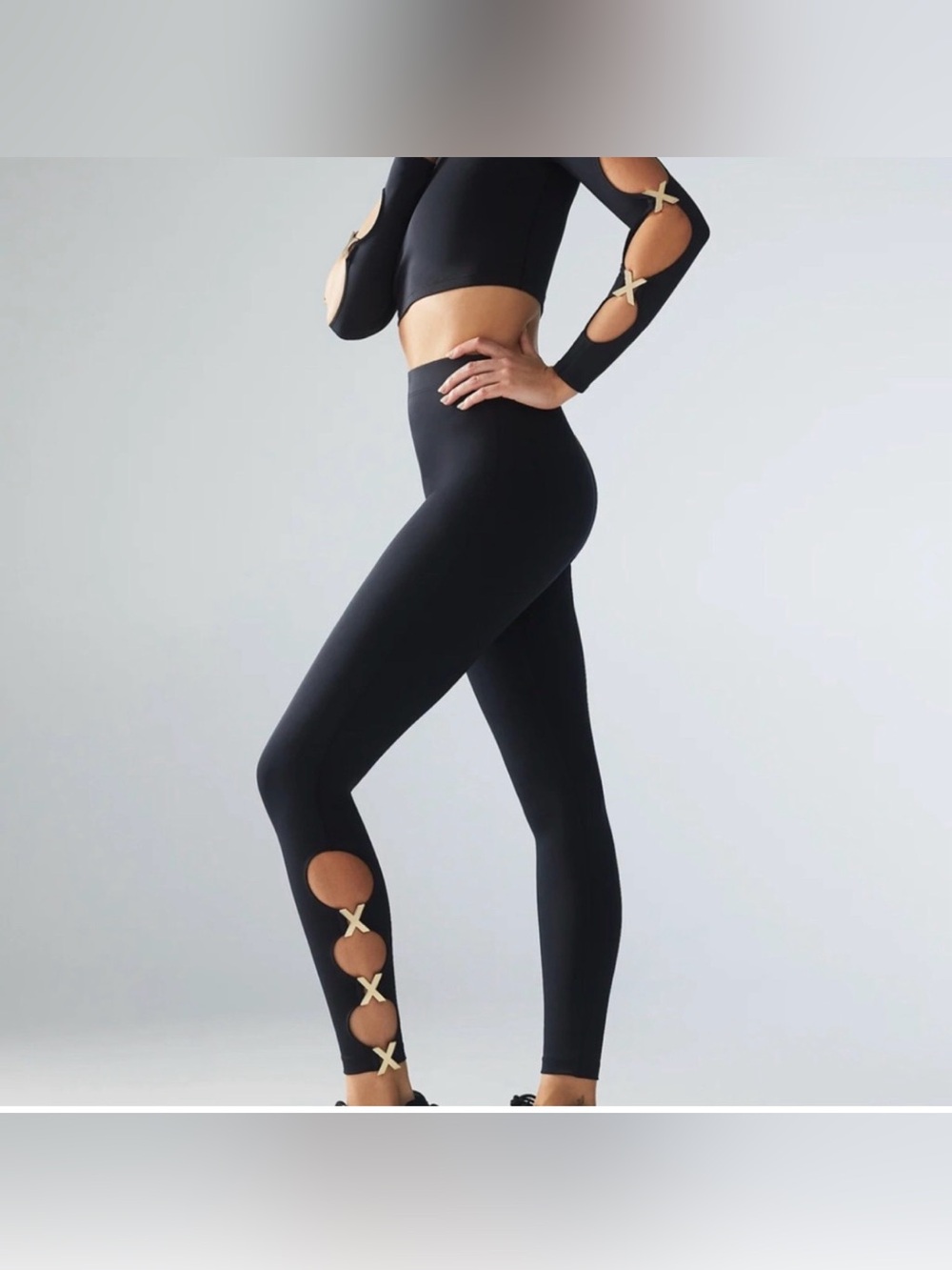 NWT Savage x Fenty Black Legging with cut out/ gold X hardware size Medium women
